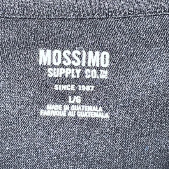 Mossimo shirt - Picture 3 of 7